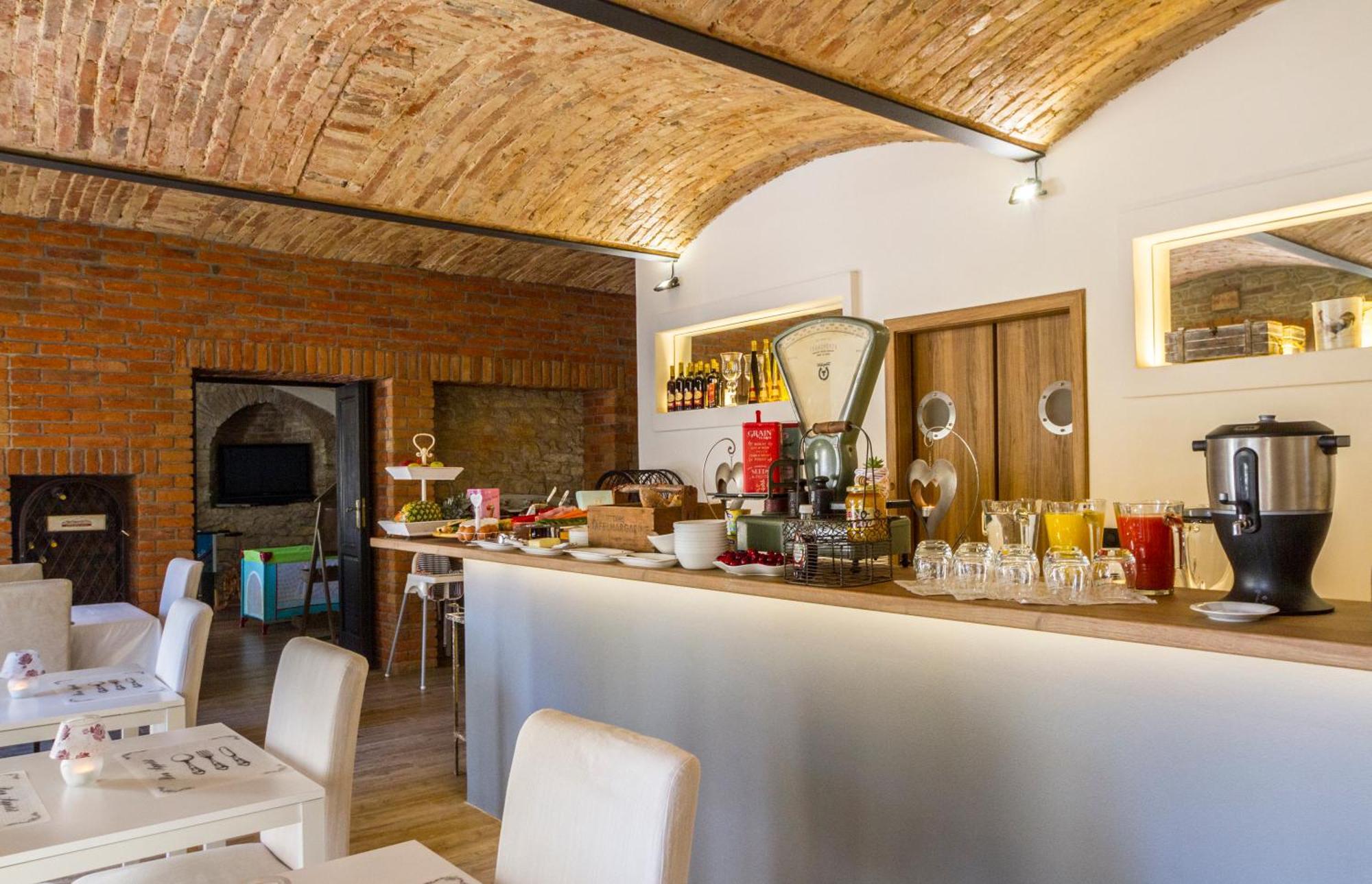 Chateau Nightingales Hostoun Екстериор снимка
