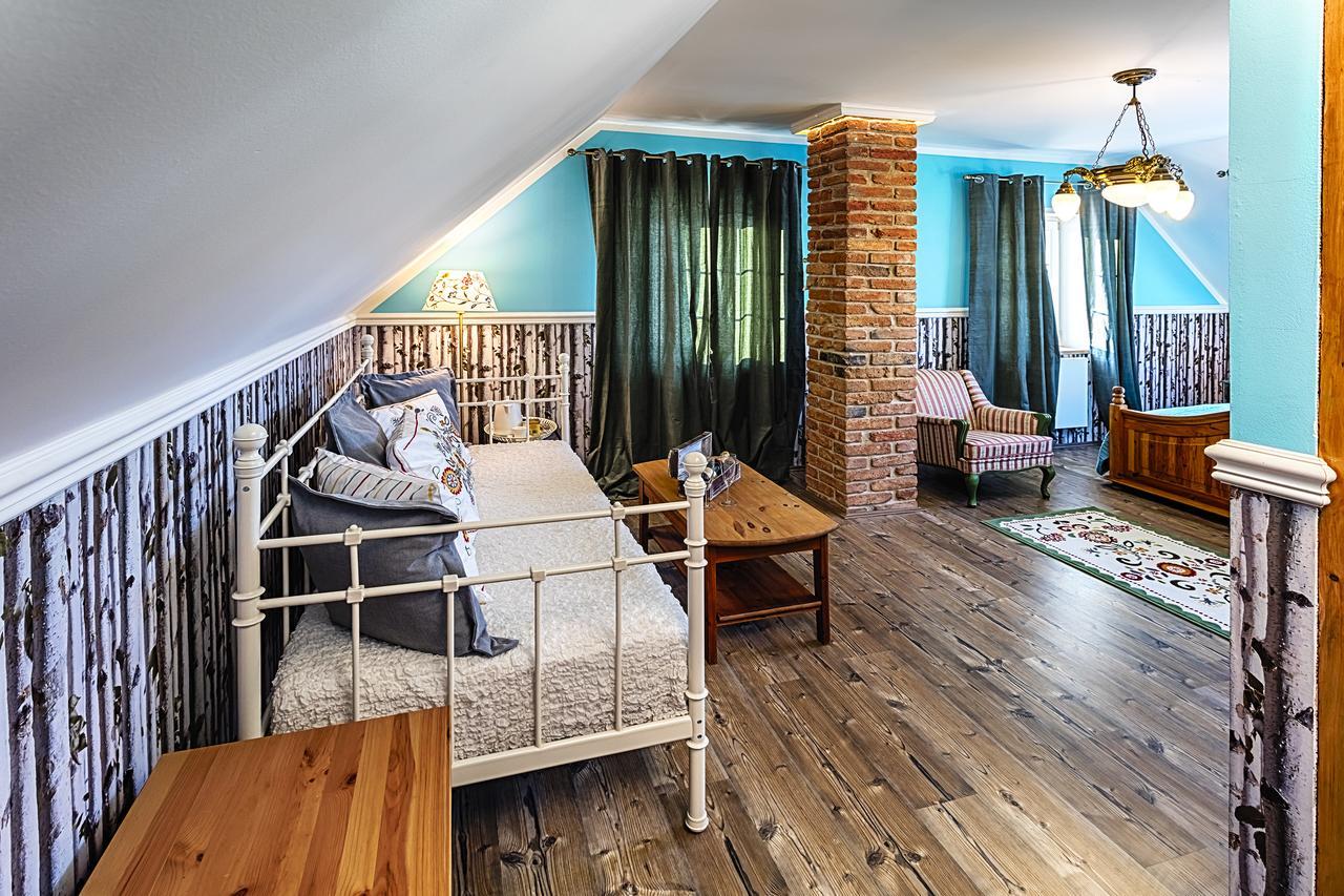 Chateau Nightingales Hostoun Екстериор снимка